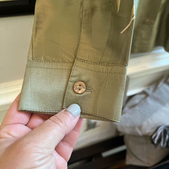 Coldwater Creek Green Silk Embroidered Button Down Tunic Top sz S EUC - Picture 4 of 6